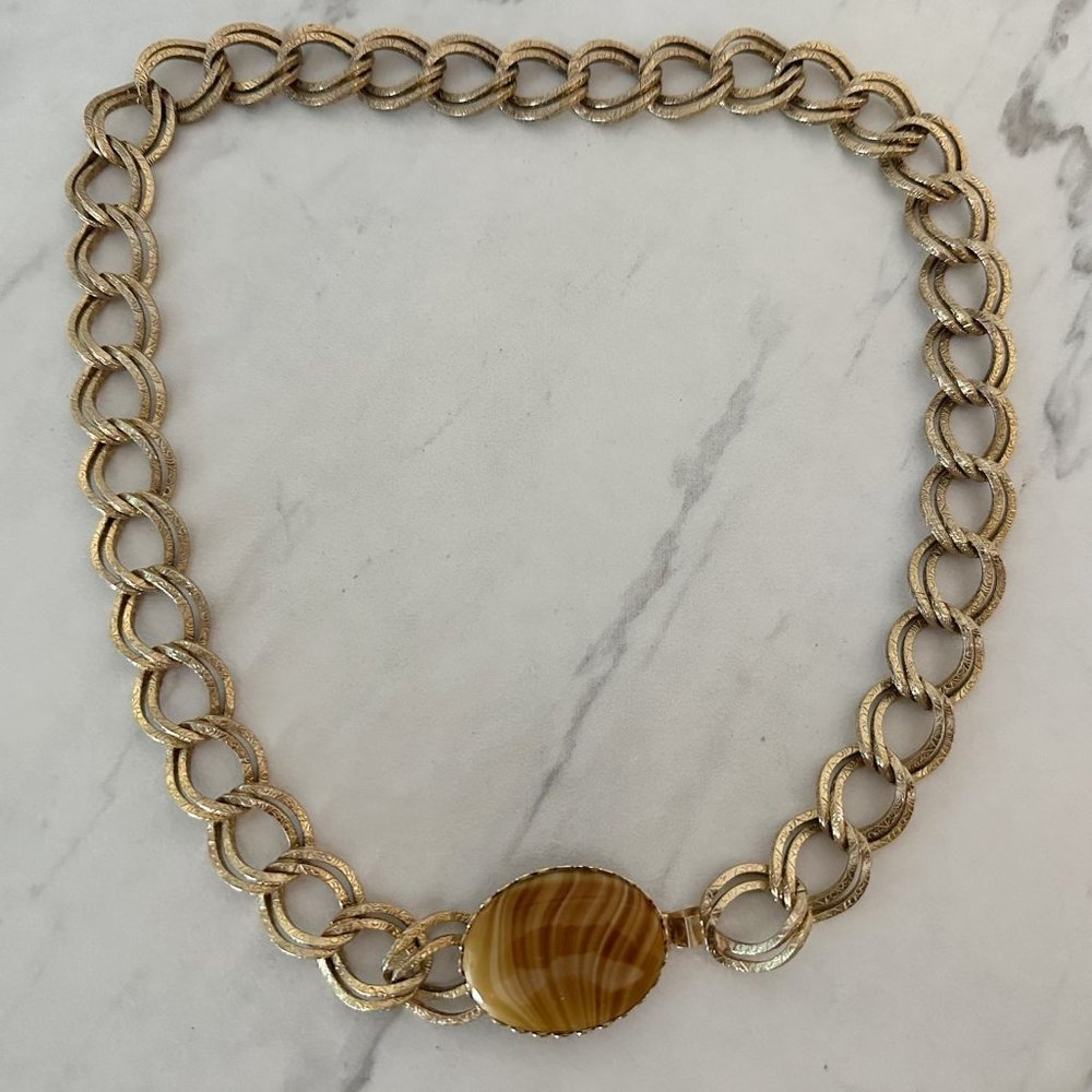 Vintage Cabochon Front Close Chunky Textured Chain Link Gold Tone Necklace